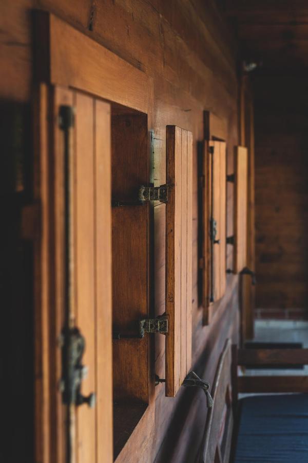 ロイトシャッハ Weingut Peter Grill Bed & Breakfast エクステリア 写真