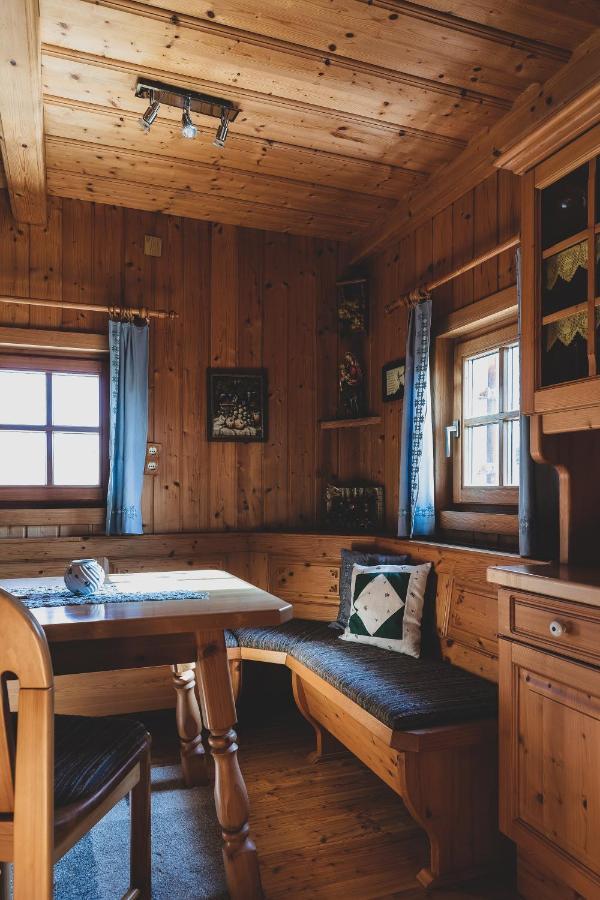 ロイトシャッハ Weingut Peter Grill Bed & Breakfast エクステリア 写真